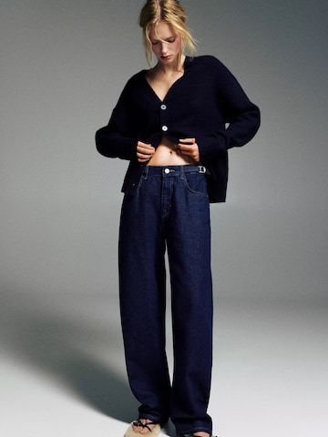 Pull&Bear Loosefit Jeans i blå