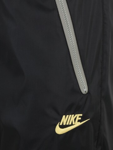 Effilé Pantalon Nike Sportswear en noir