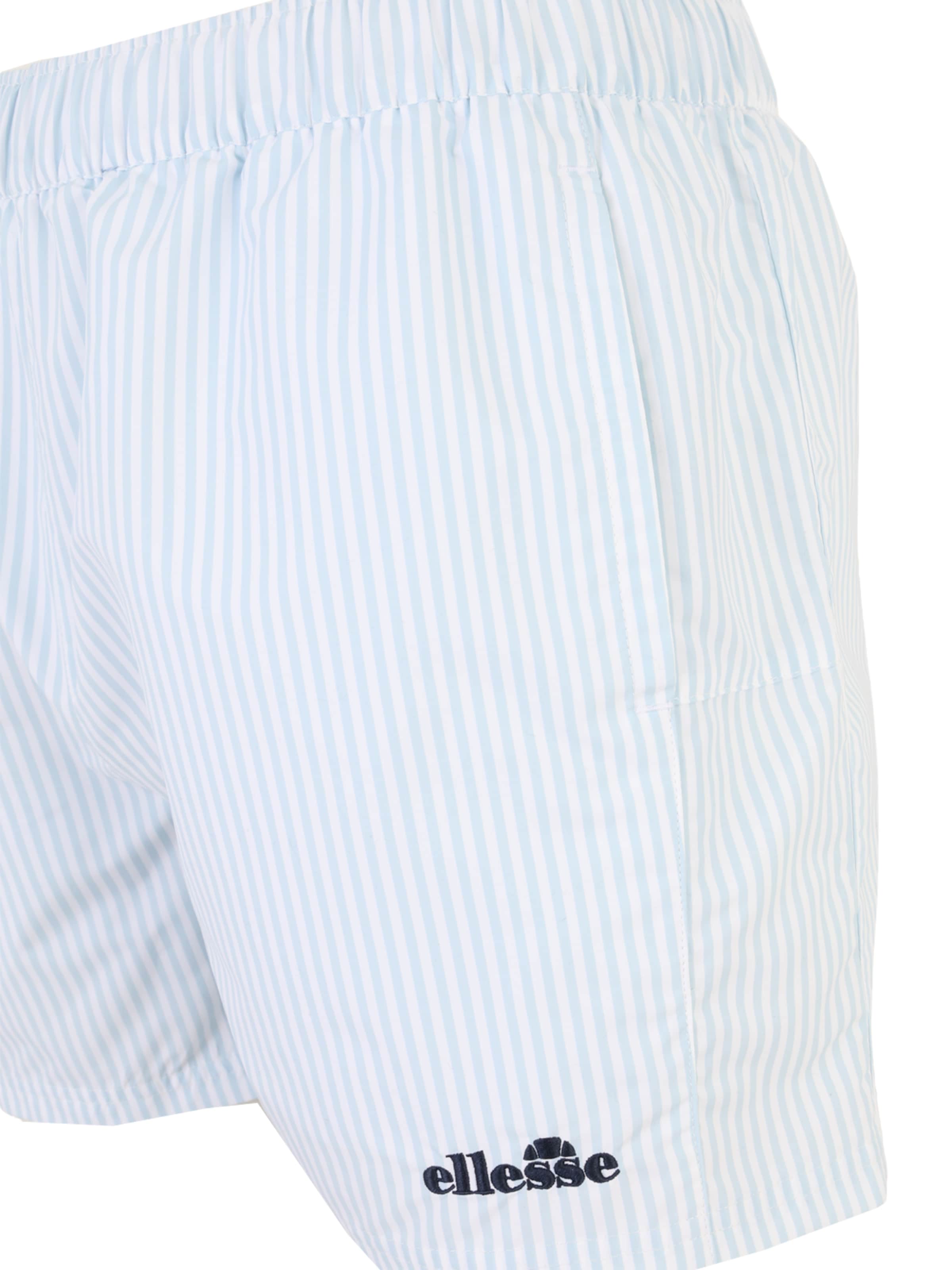 ELLESSE - Bermudas 'Sylbio' en blanco