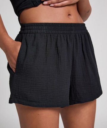 Hunkemöller Shorty in Black: front