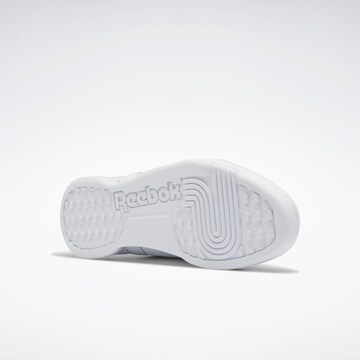 Baskets basses Reebok en blanc