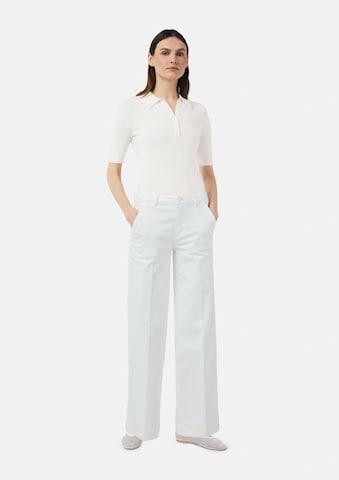 comma casual identity - Camiseta en blanco