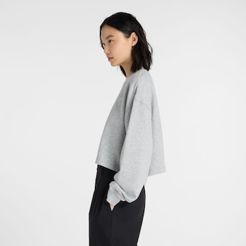 new balance Sweatshirt 'Coastal' in Grau