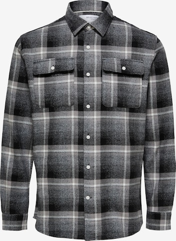 SELECTED HOMME Regular fit Button Up Shirt in Grey: front