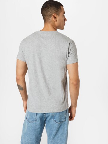 T-Shirt GANT en gris