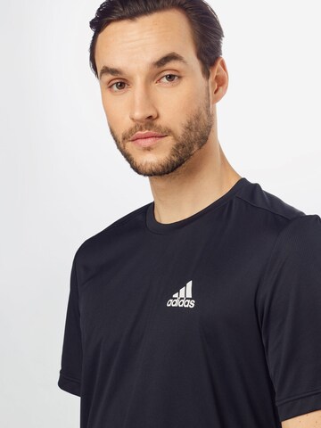 ADIDAS SPORTSWEAR Sportshirt 'Aeroready Designed To Move' in Schwarz