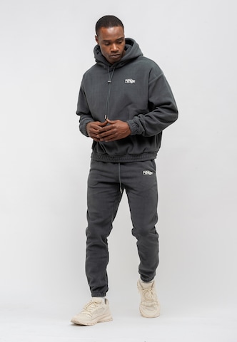 Tom Barron Tracksuit in Grey: front