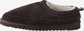 Next - Pantufa em castanho: frente