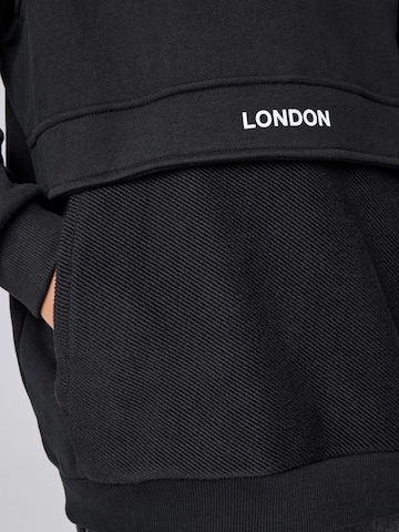smALLSAINTS - Sweatshirt em preto