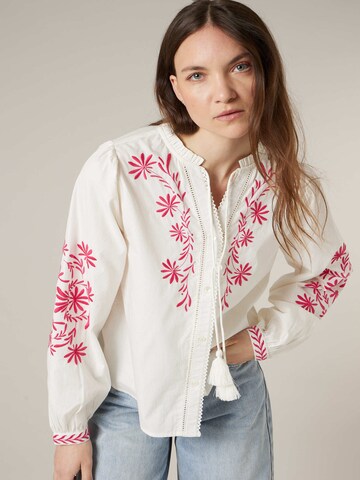 Deeluxe Blouse ' AGLAE ' in Wit: voorkant