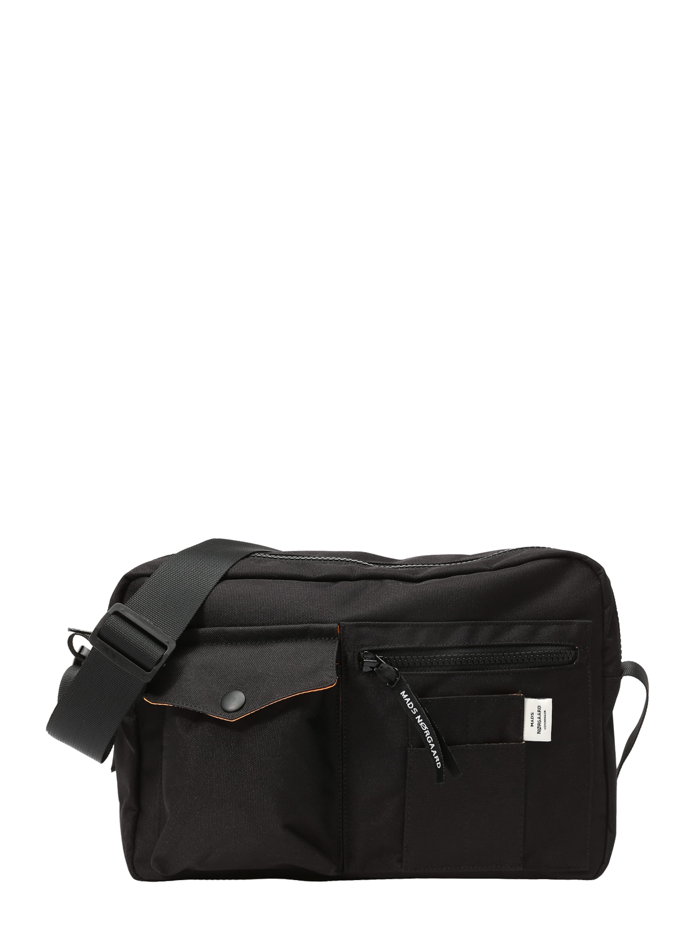 MADS NORGAARD COPENHAGEN Válltáska 'Bel One Cappa' - fekete: elől
