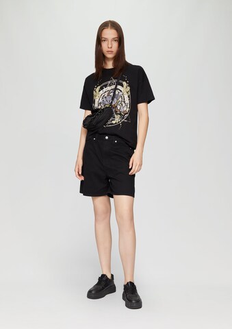 QS Loosefit Broek in Zwart: voorkant