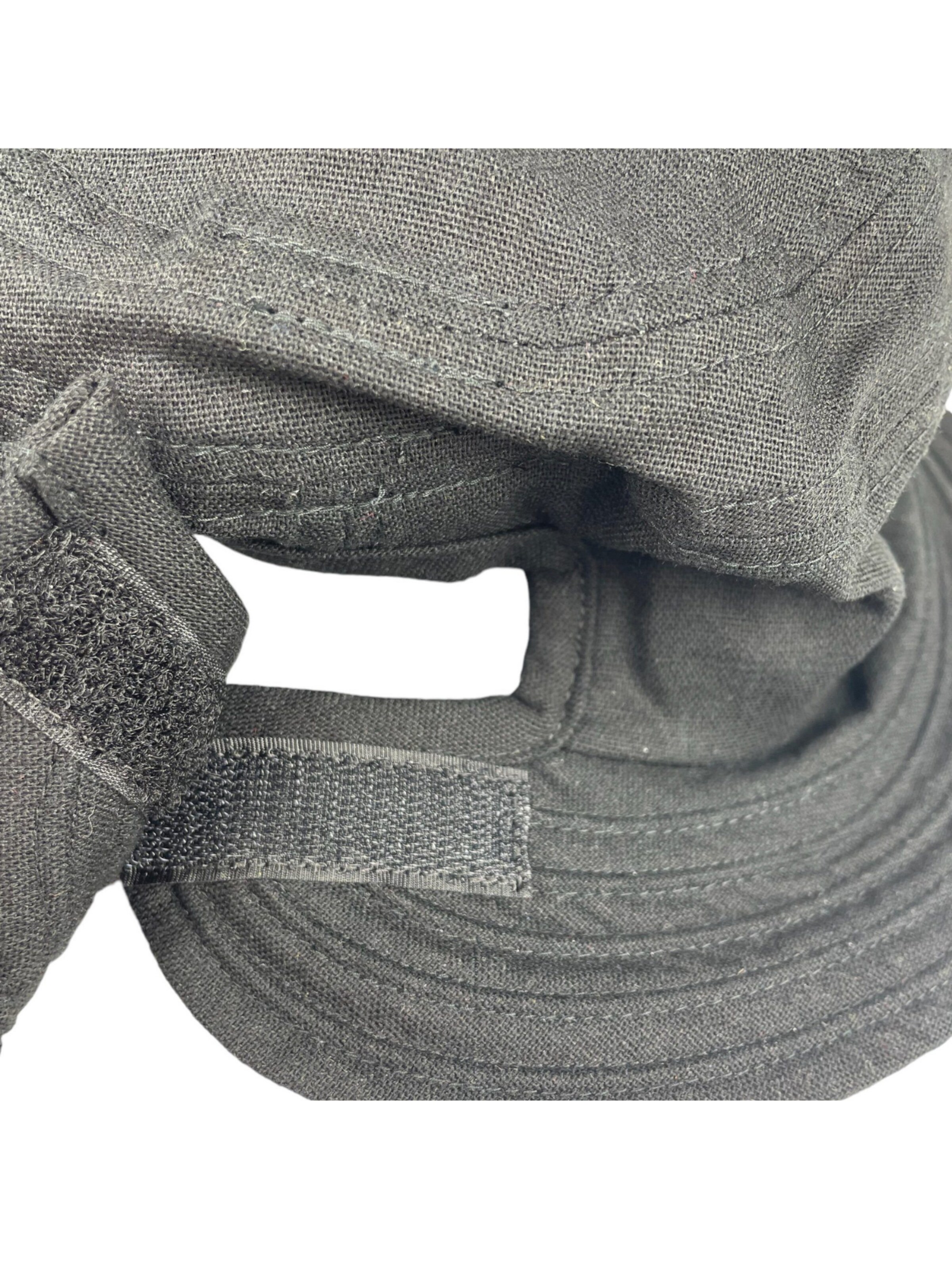 Kumixi Pet 'Sommerhut' in Zwart