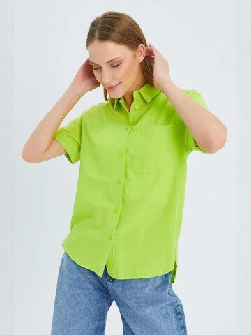 Maglietta di MixRay in verde