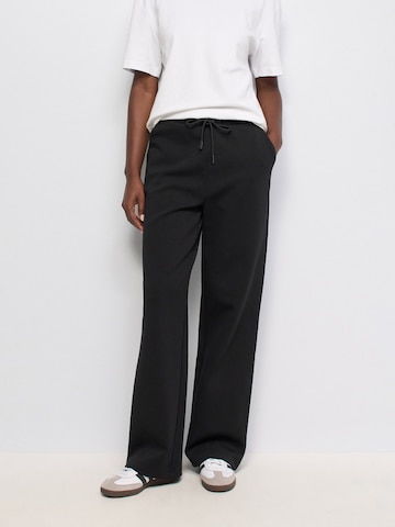 Salsa Jeans Regular Broek in Zwart: voorkant