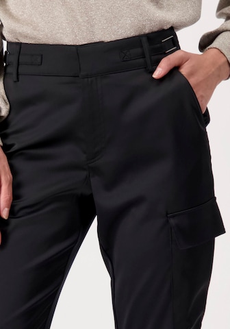monari Regular Cargo Pants in Black