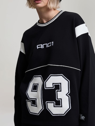 AND1 Sweatshirt '93' in Black