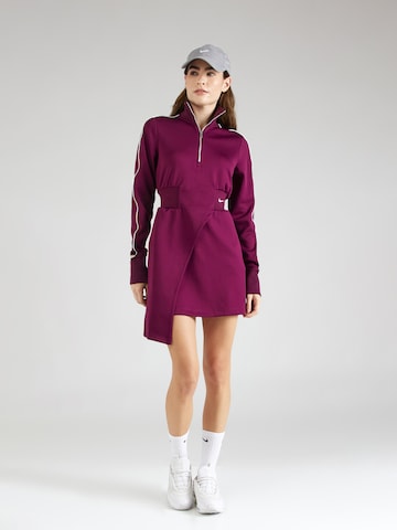 Robe Nike Sportswear en violet : devant