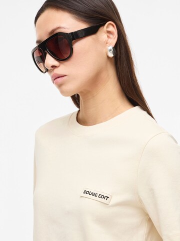 ROUGE EDIT Shirt in Wit