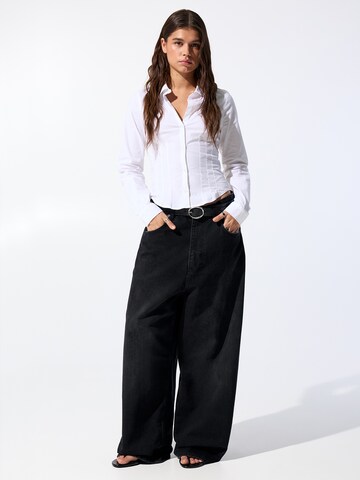 Pull&Bear Blouse in White