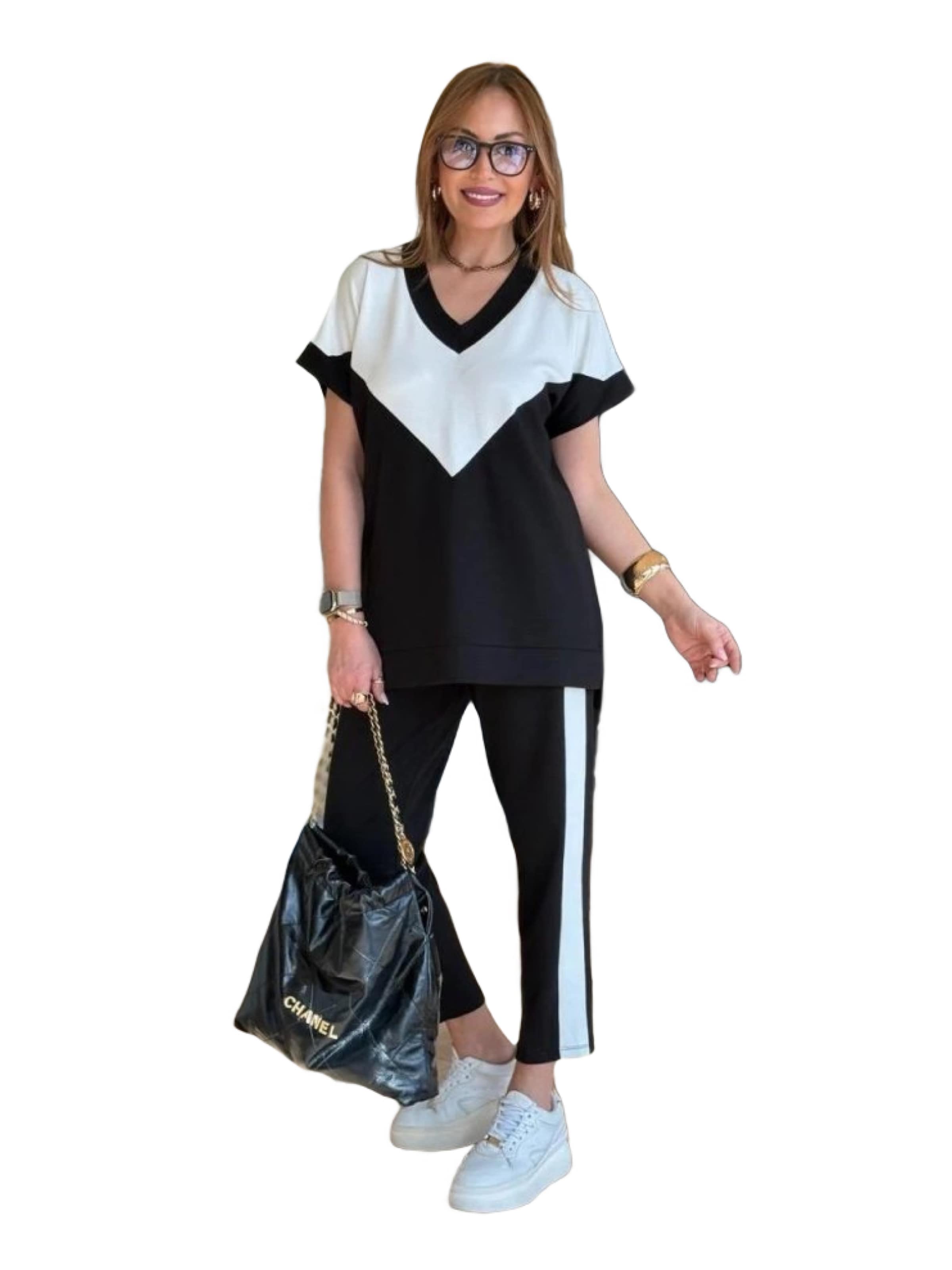 JANE's Sweatsuit in Black: front