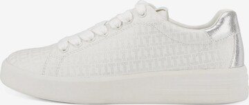 Baskets basses TAMARIS en blanc