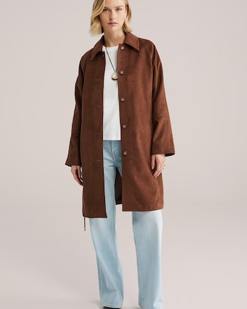 Cappotto di mezza stagione di WE Fashion in marrone: frontale