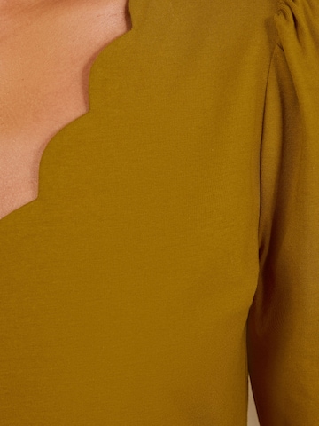 love & roses - Camisa em amarelo
