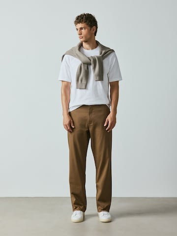 Loosefit Pantaloni chino di Next in marrone