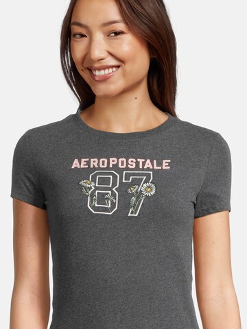 AÉROPOSTALE Тениска в сиво