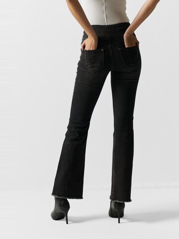 Bootcut Jean KOROSHI en noir