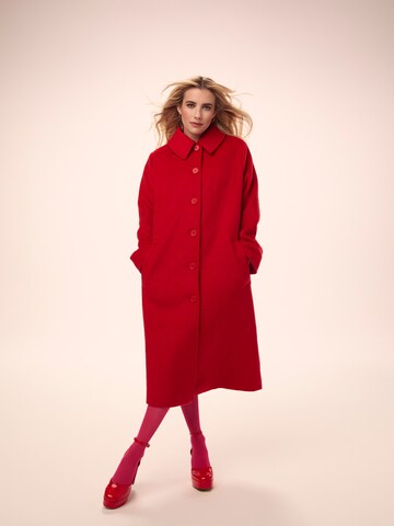 Cappotto di mezza stagione 'Drama' di Daahls by Emma Roberts exclusively for ABOUT YOU in rosso: frontale