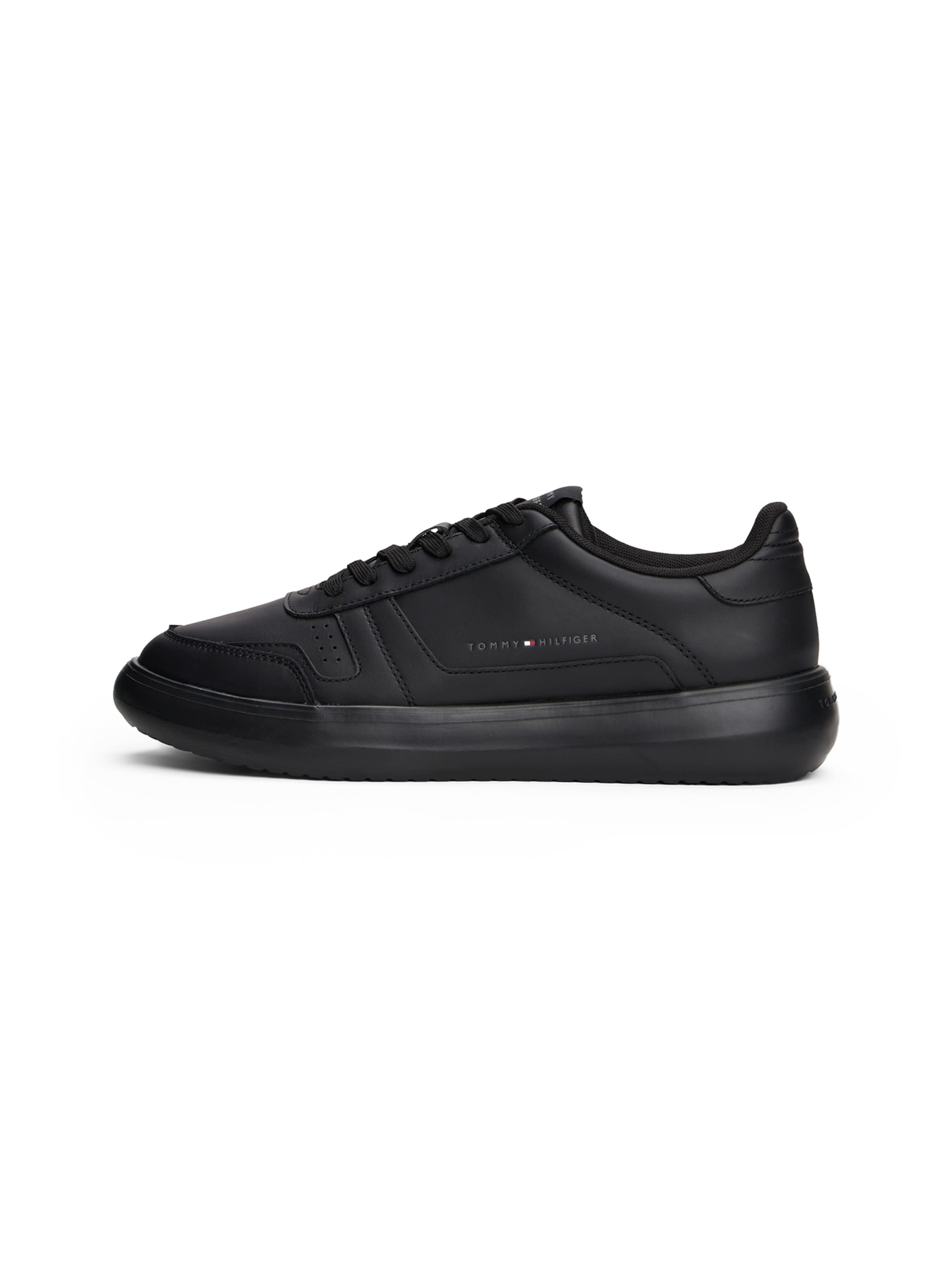 Sneaker low de la TOMMY HILFIGER pe negru: față