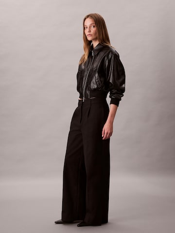 Calvin Klein Wide Leg Bukser med lægfolder i sort