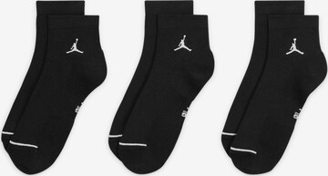 Chaussettes Jordan en noir : devant