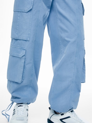 Pull&Bear Wide leg Cargo jeans in Blue