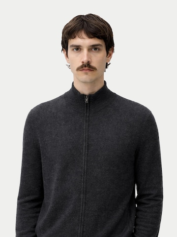 GOBI Cashmere Strickjacke 'Men's Essential Full-Zip Cashmere Cardigan'‌‌‌‌‌‌‌ in Grau