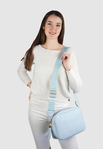 HARPA Shoulder Bag 'LILINDA' in Blue: front