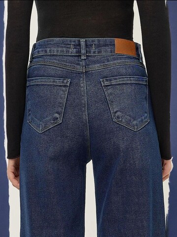 Hiccup - Perna larga Calças de ganga em azul