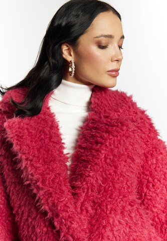 faina Winter Coat in Red