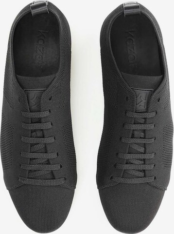 Sneaker bassa di Kazar in nero