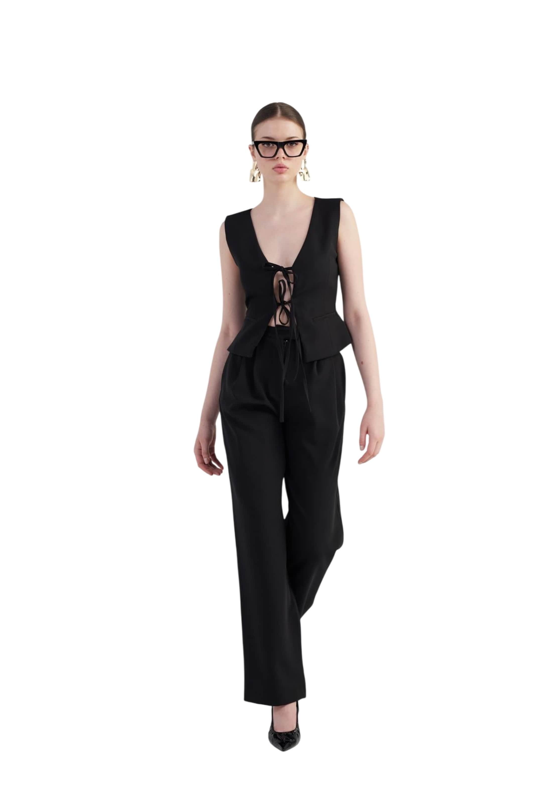 HOLLY LOLLY Loosefit Hose in Schwarz