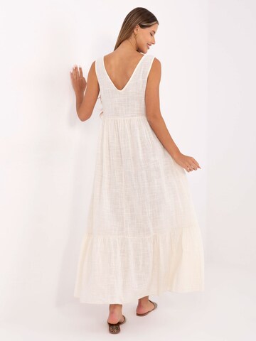 Madnezz House Kleid in Beige