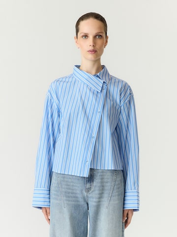 YAS Blouse 'YASLee' in Blauw: voorkant