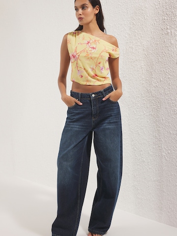 Trendyol - Top en amarillo