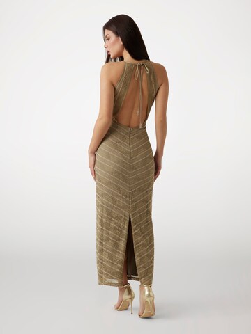 GUESS Kleid in Beige
