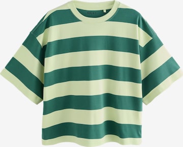 Next Тениска в зелено: отпред