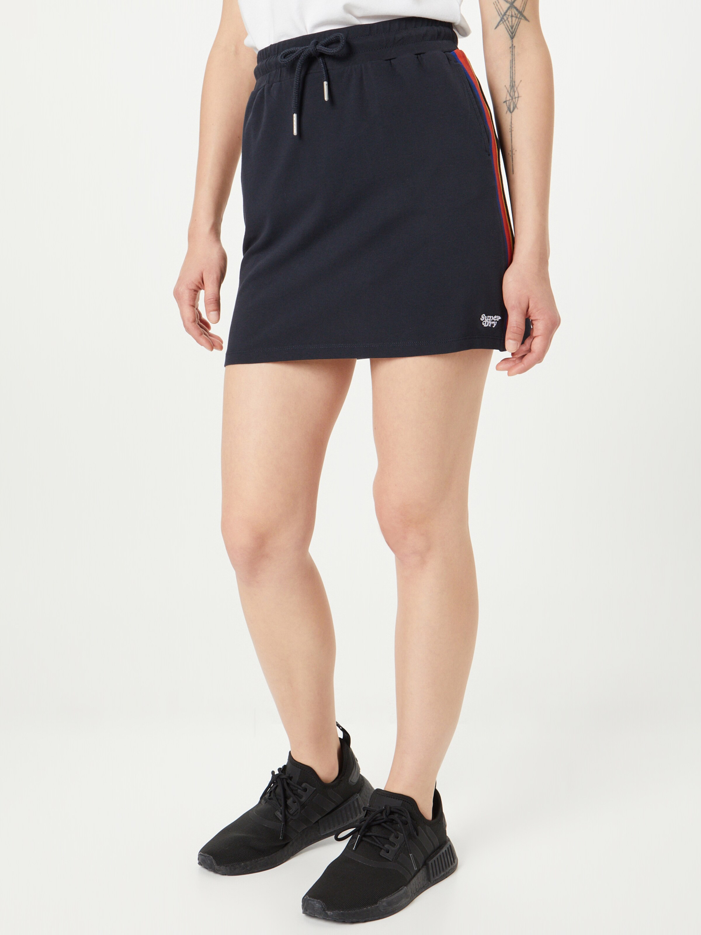 Jupe Superdry en Bleu Marine ABOUT YOU