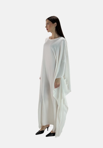 Abito di Elara in bianco