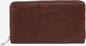 Samantha Look Wallet in Brown: front